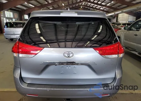 2011 Toyota Sienna Xle z USA, uszkodzony, nr VIN 5TDDK3DC4BS006272